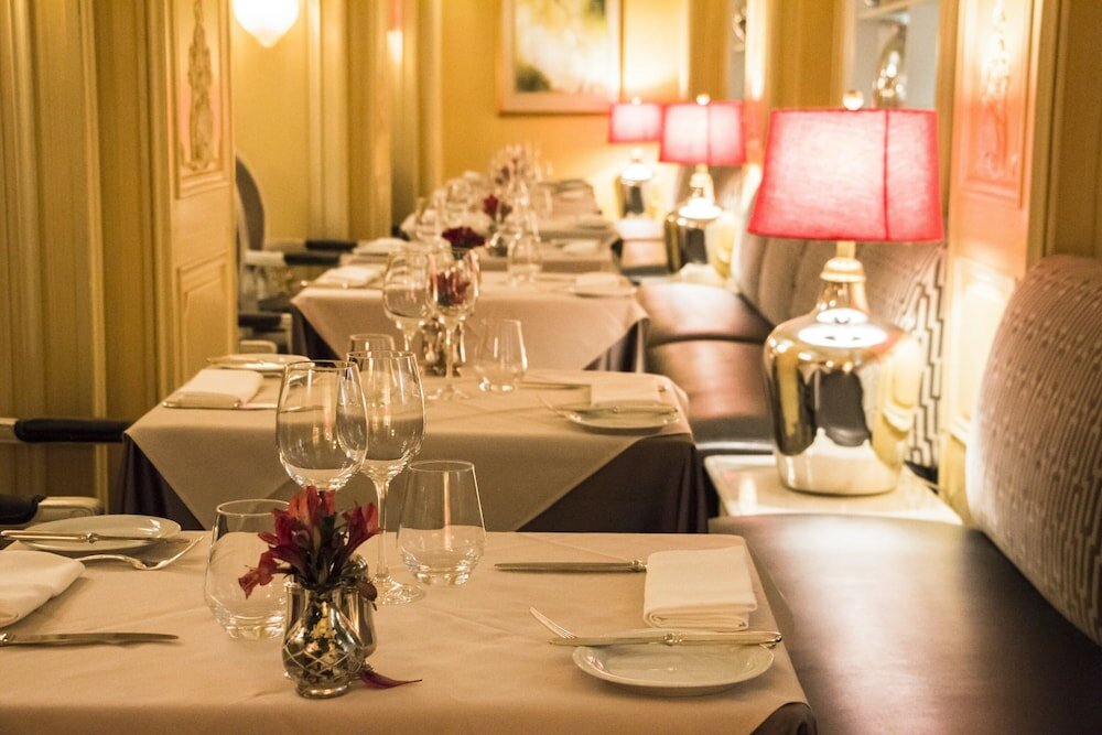 Фото Hotel Plaza Athenee