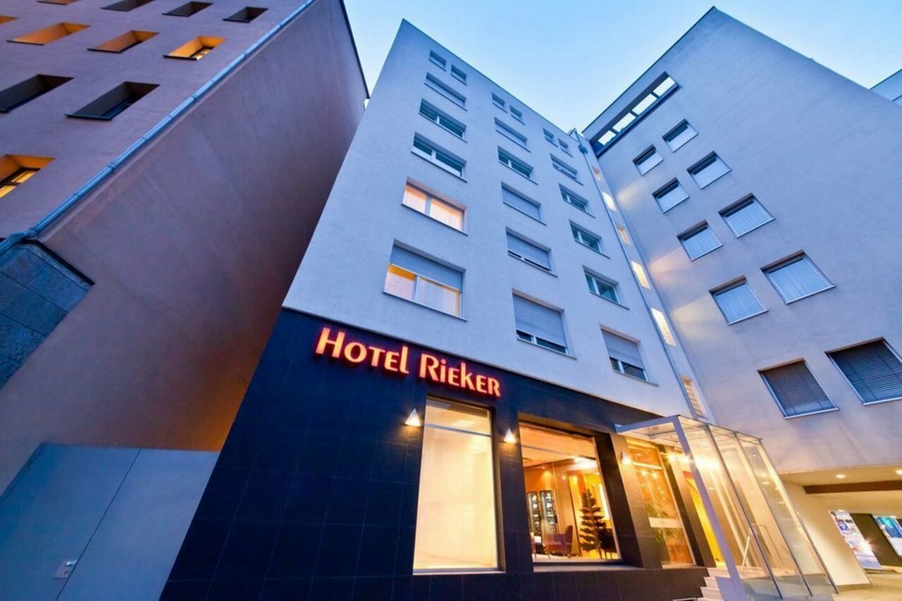 Фото Hotel Rieker Stuttgart Hauptbahnhof