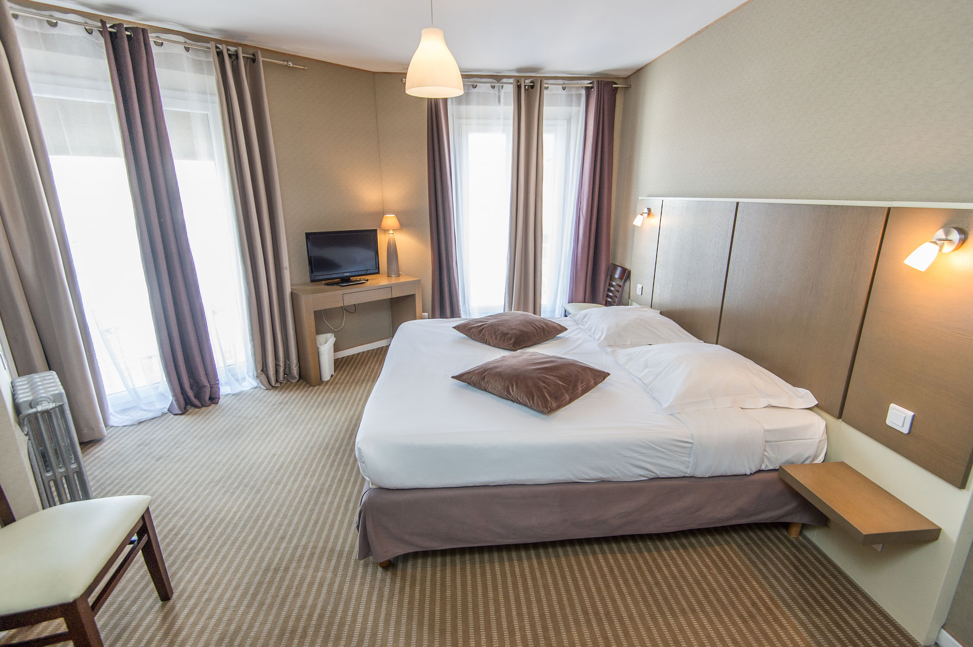 Фото Hotel Amirauté