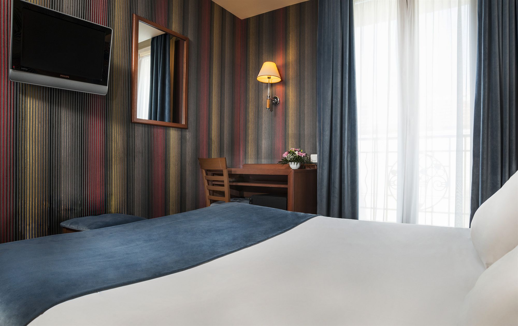 Фото Charlemagne