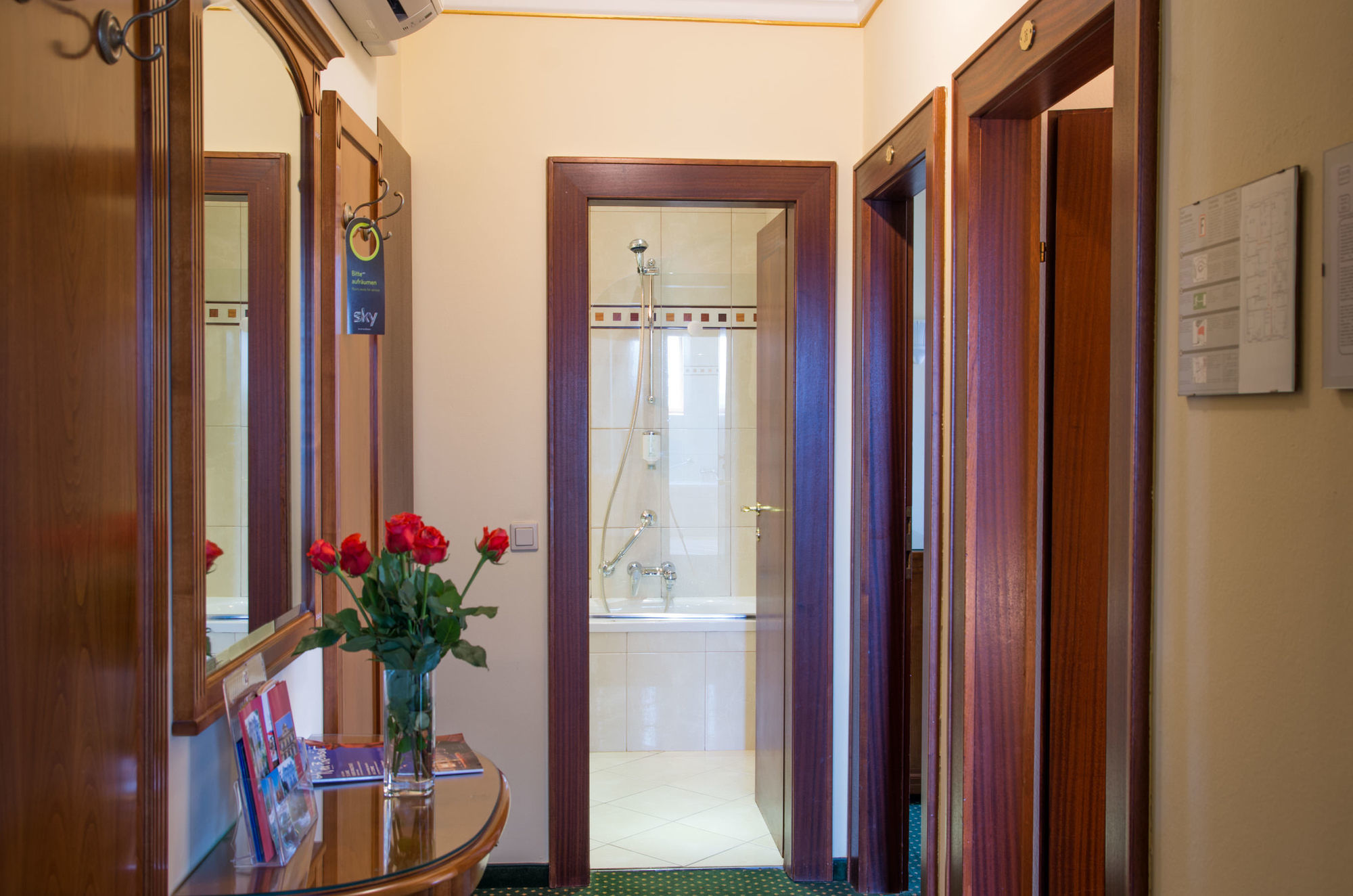 Фото Hotel Park Villa