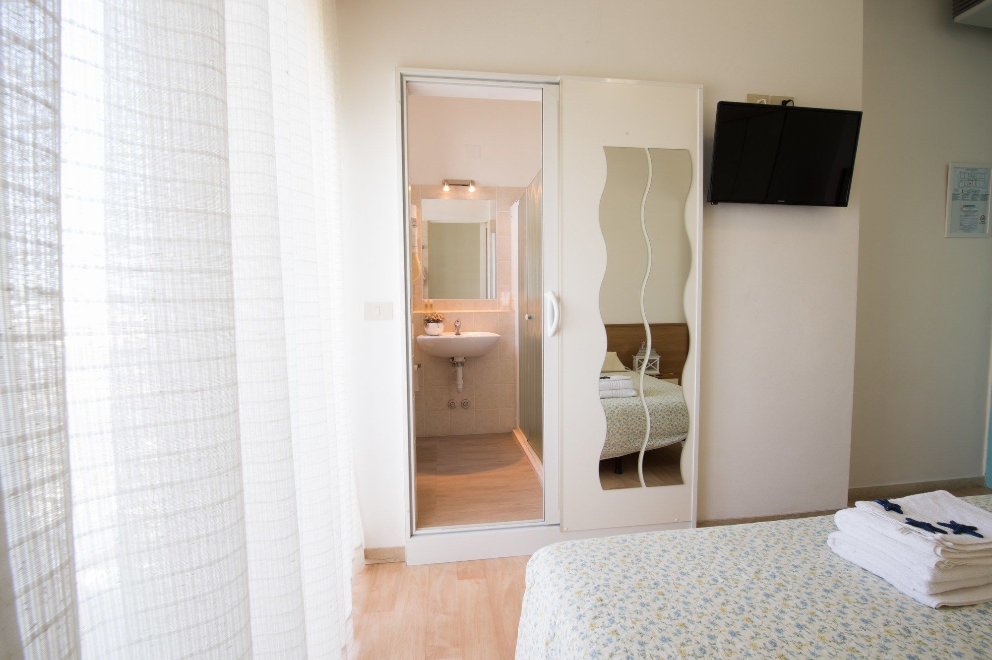 Фото Hotel Venezuela