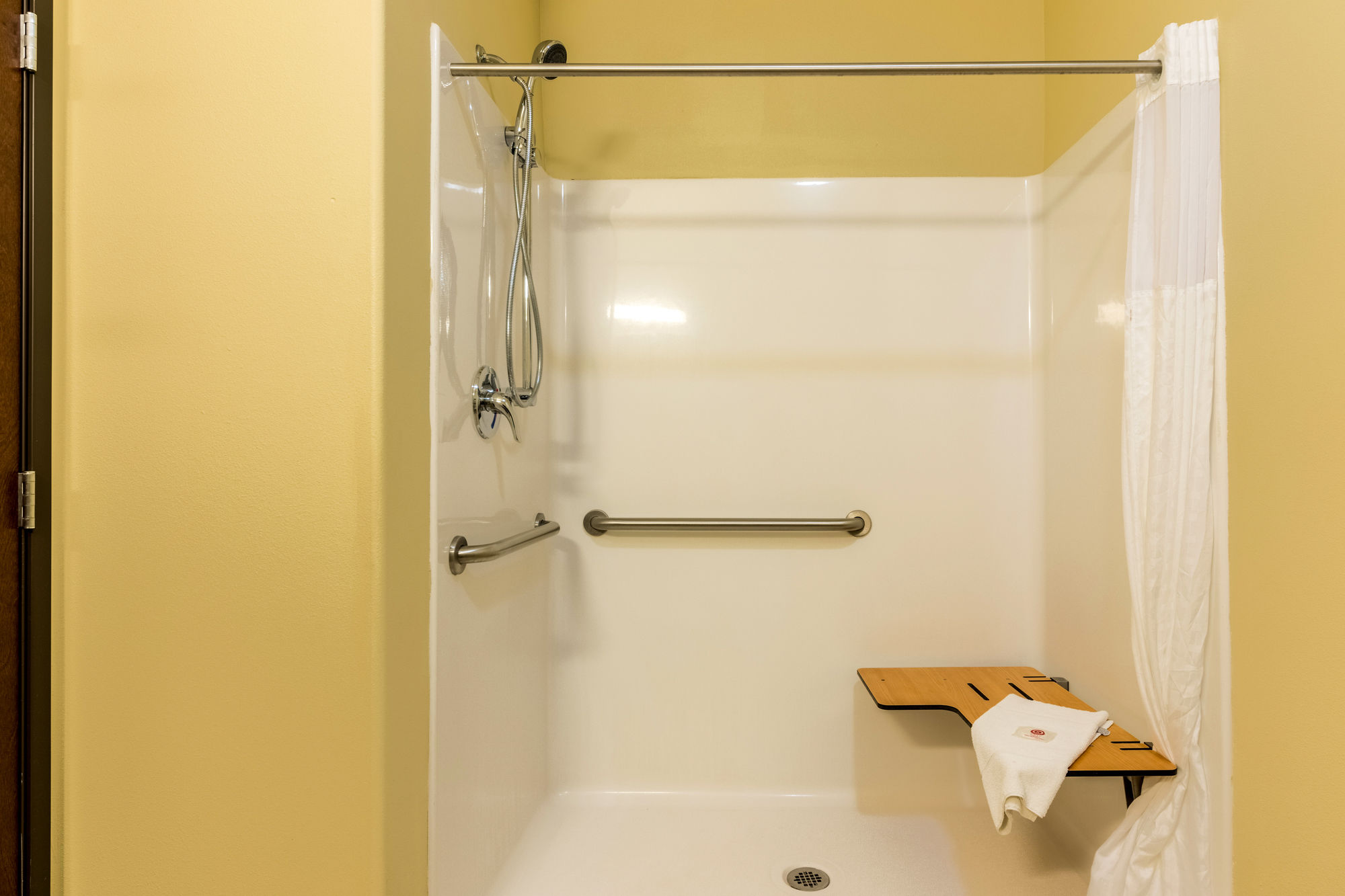 Фото Comfort Inn & Suites Scott-West Lafayette