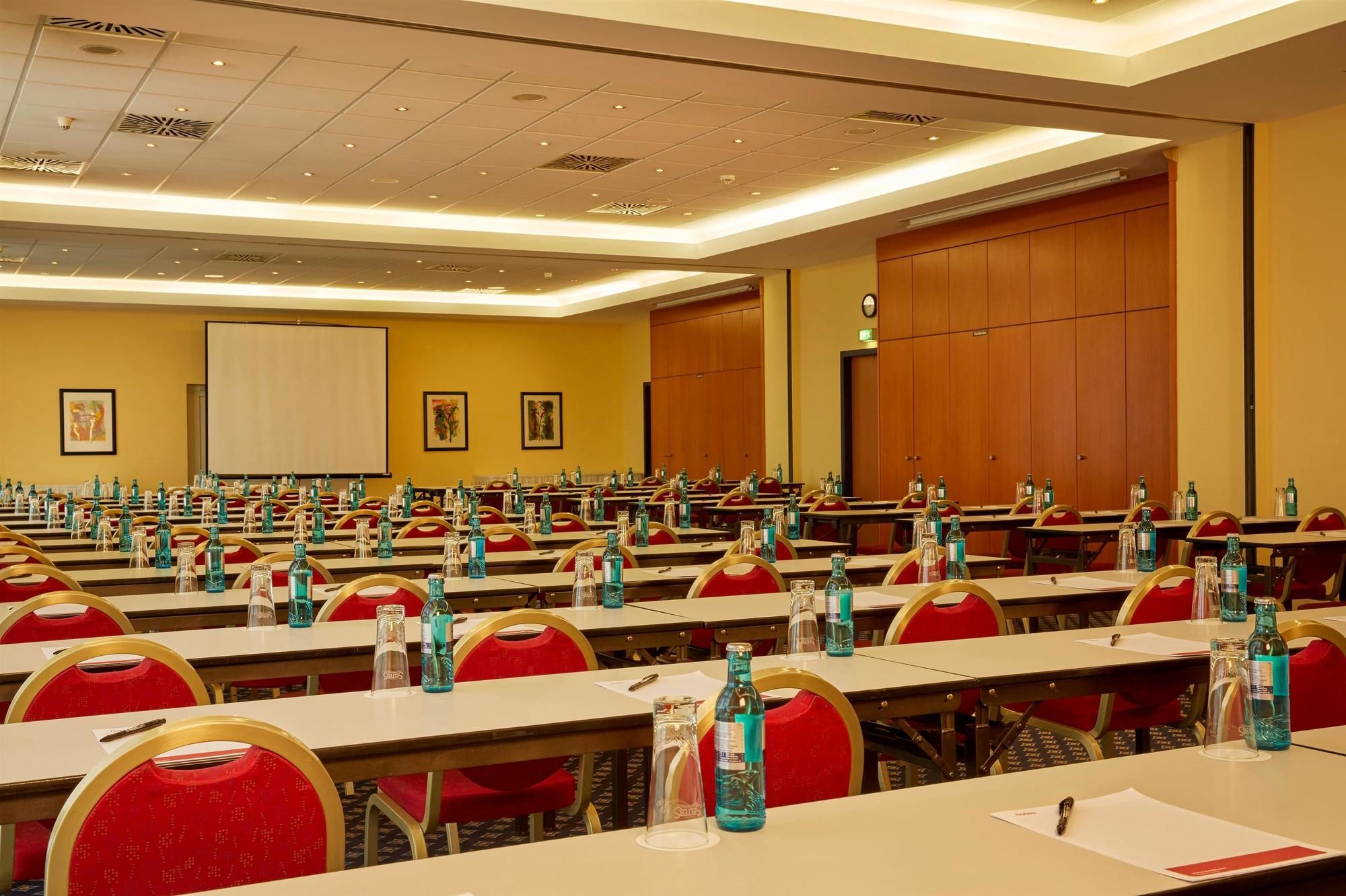 Фото H4 Hotel Leipzig