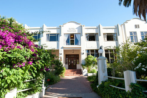 Внешний вид отеля Montagu Country Hotel в Муниципалитете Лангеберге, фото 1