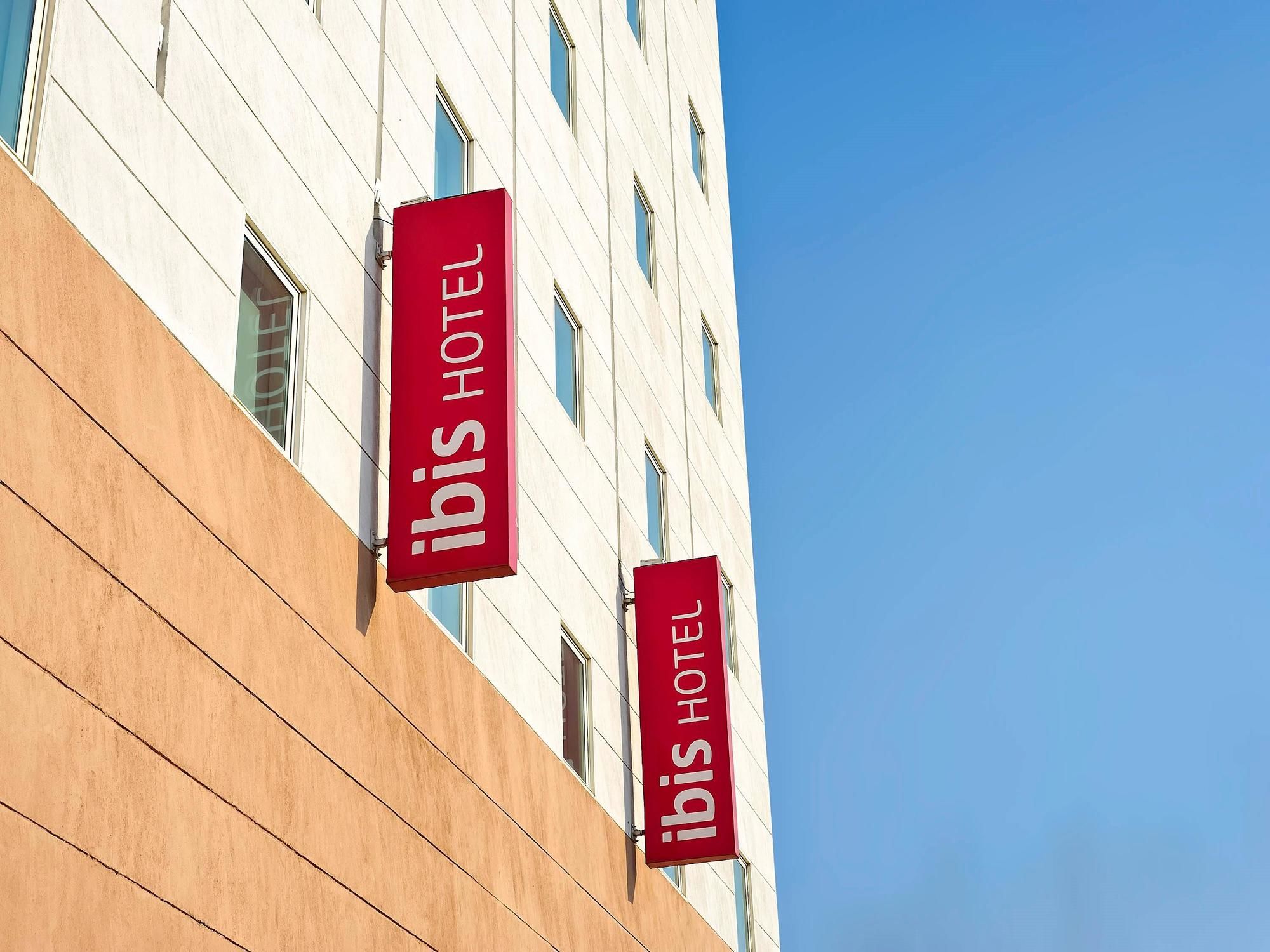 Фото Ibis Nashik Hotel
