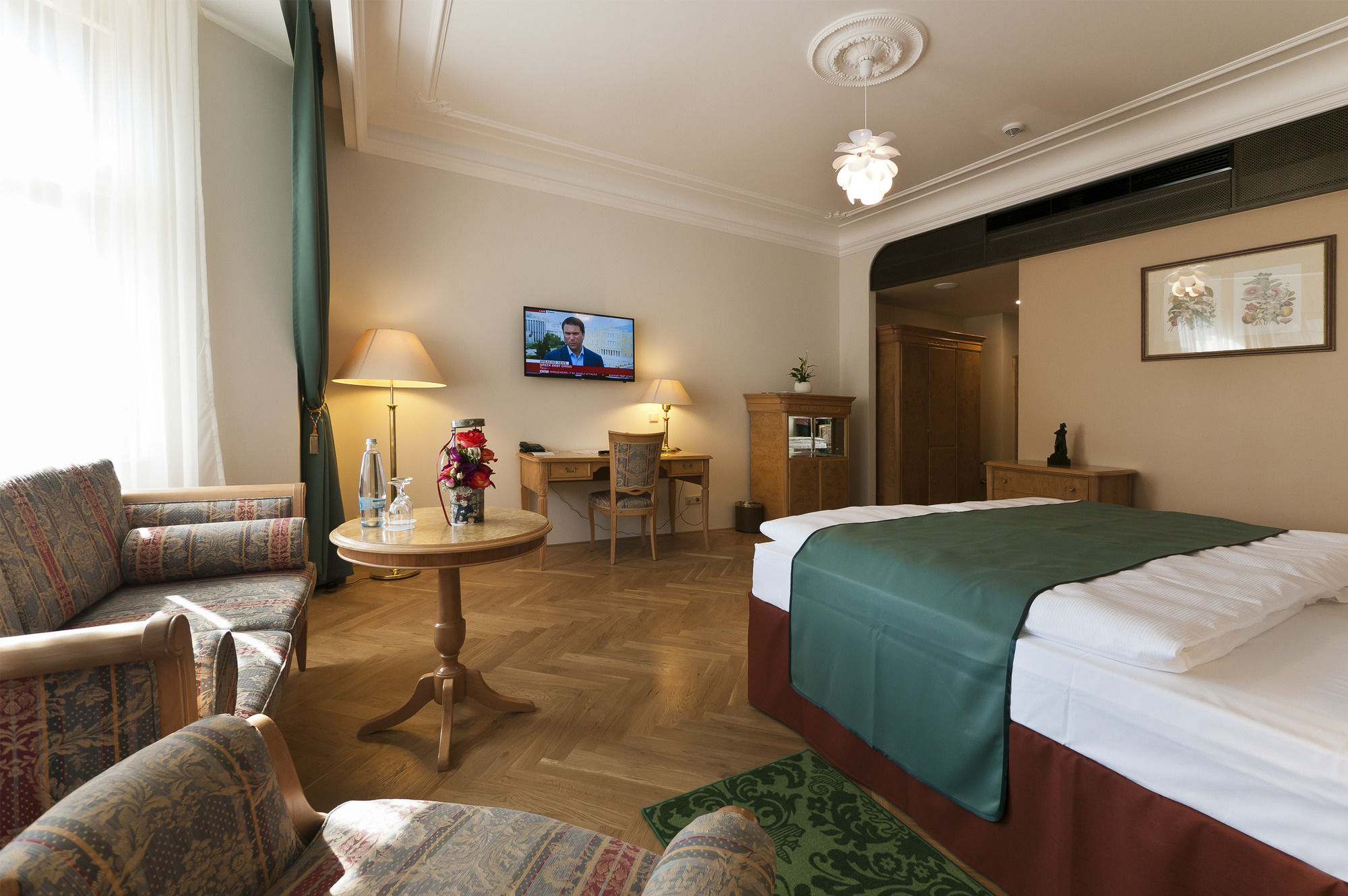 Фото Grandhotel Ambassador National House