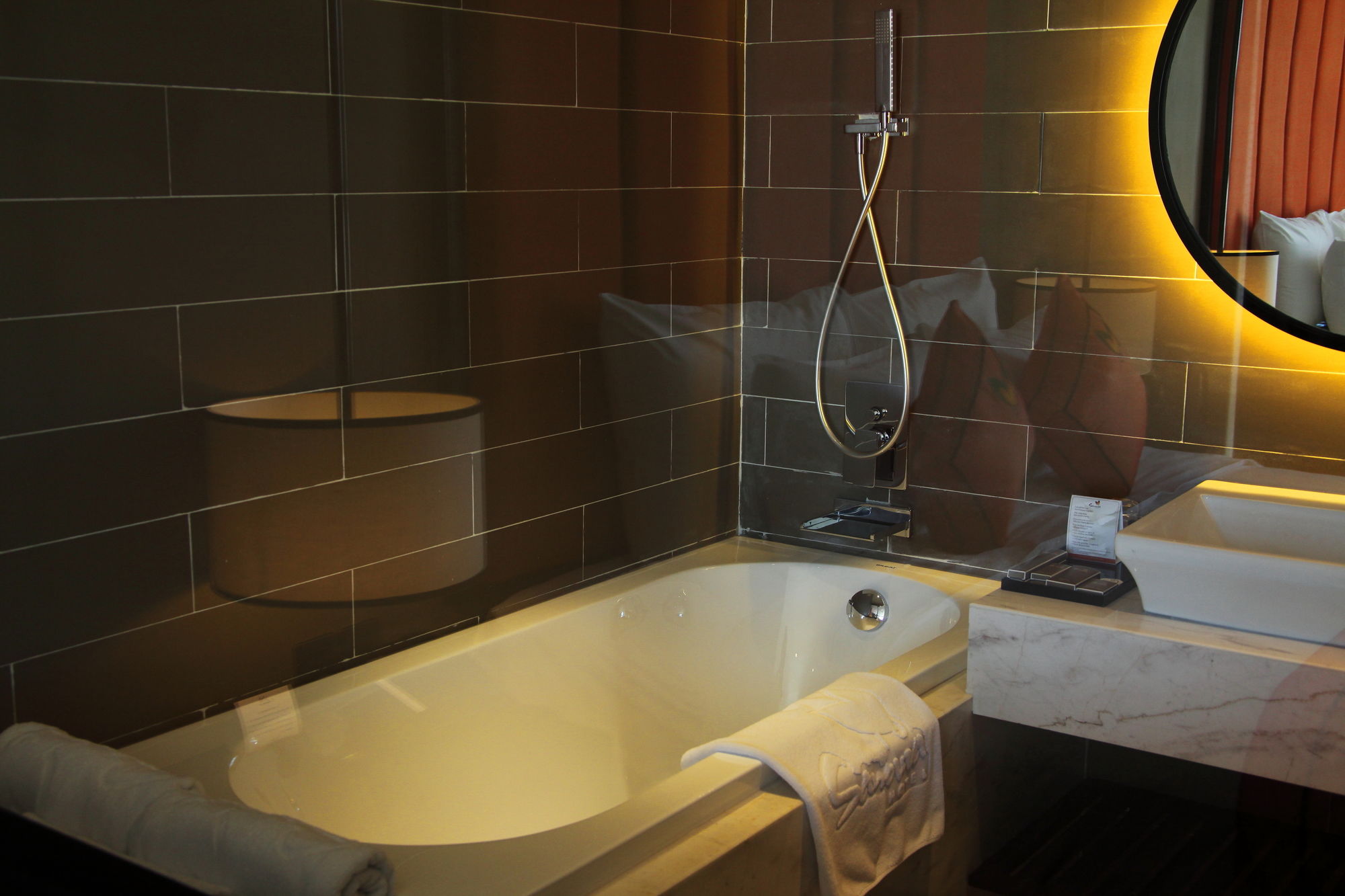 Фото Отель Sanouva Danang