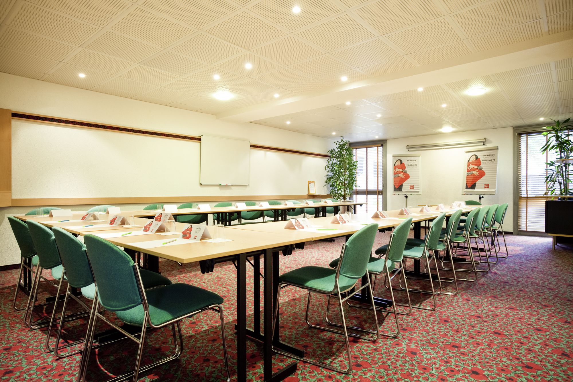 Фото Ibis Paris Gennevilliers