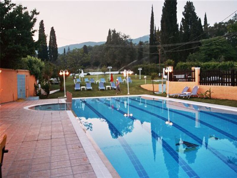 Фото Dominoes Aparthotel