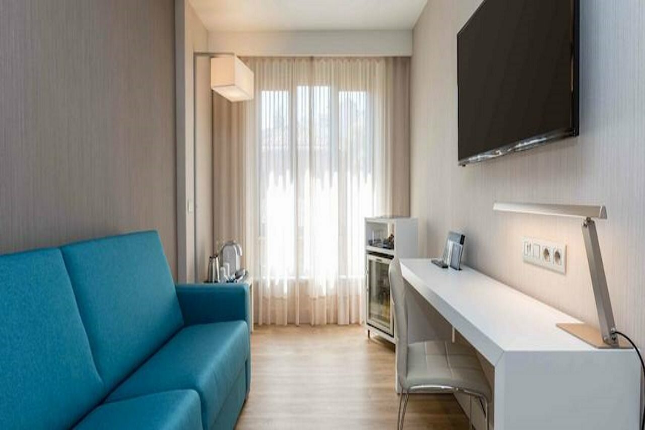 Фото Nh Oviedo Principado