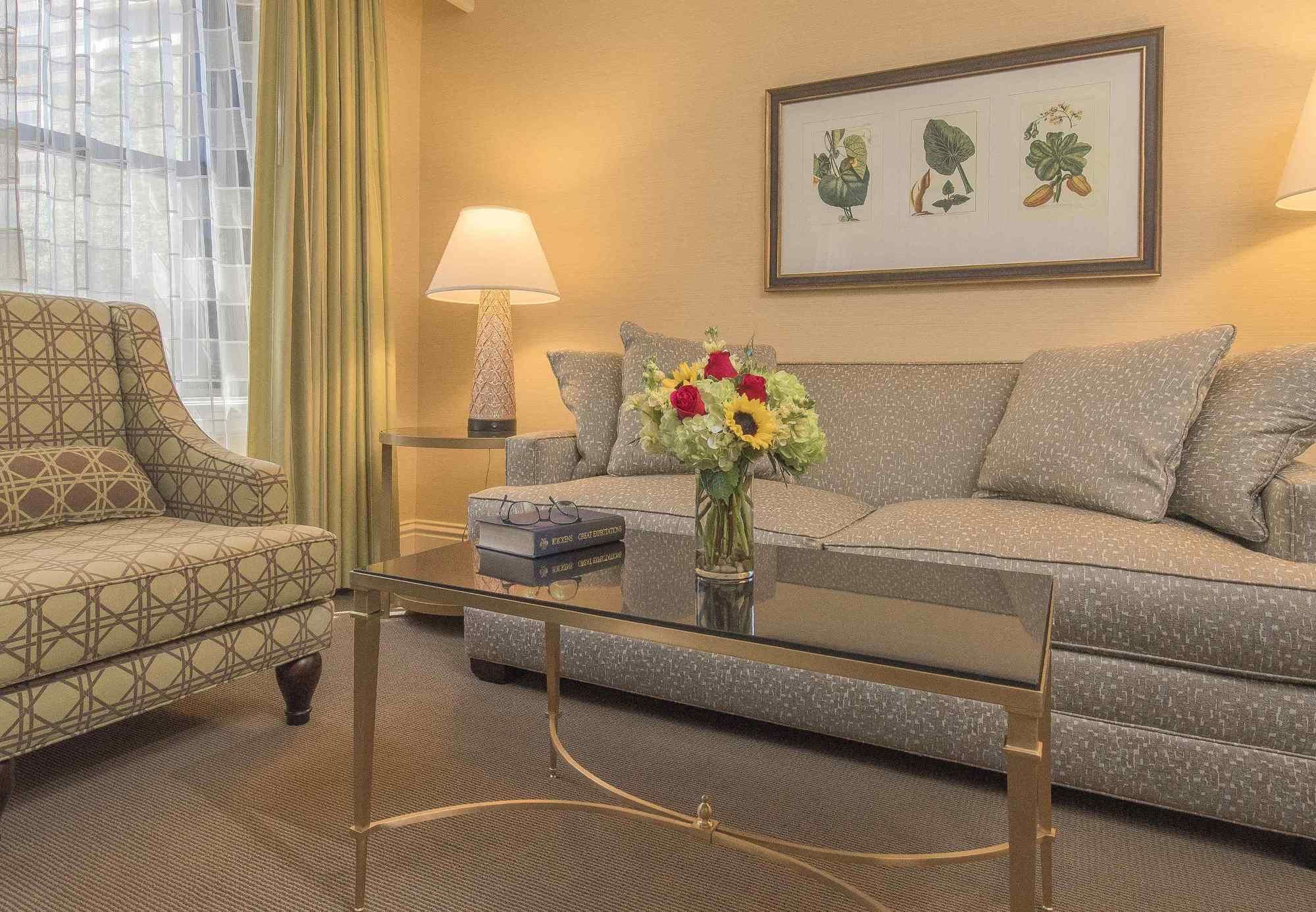 Фото The Raphael Hotel, Autograph Collection