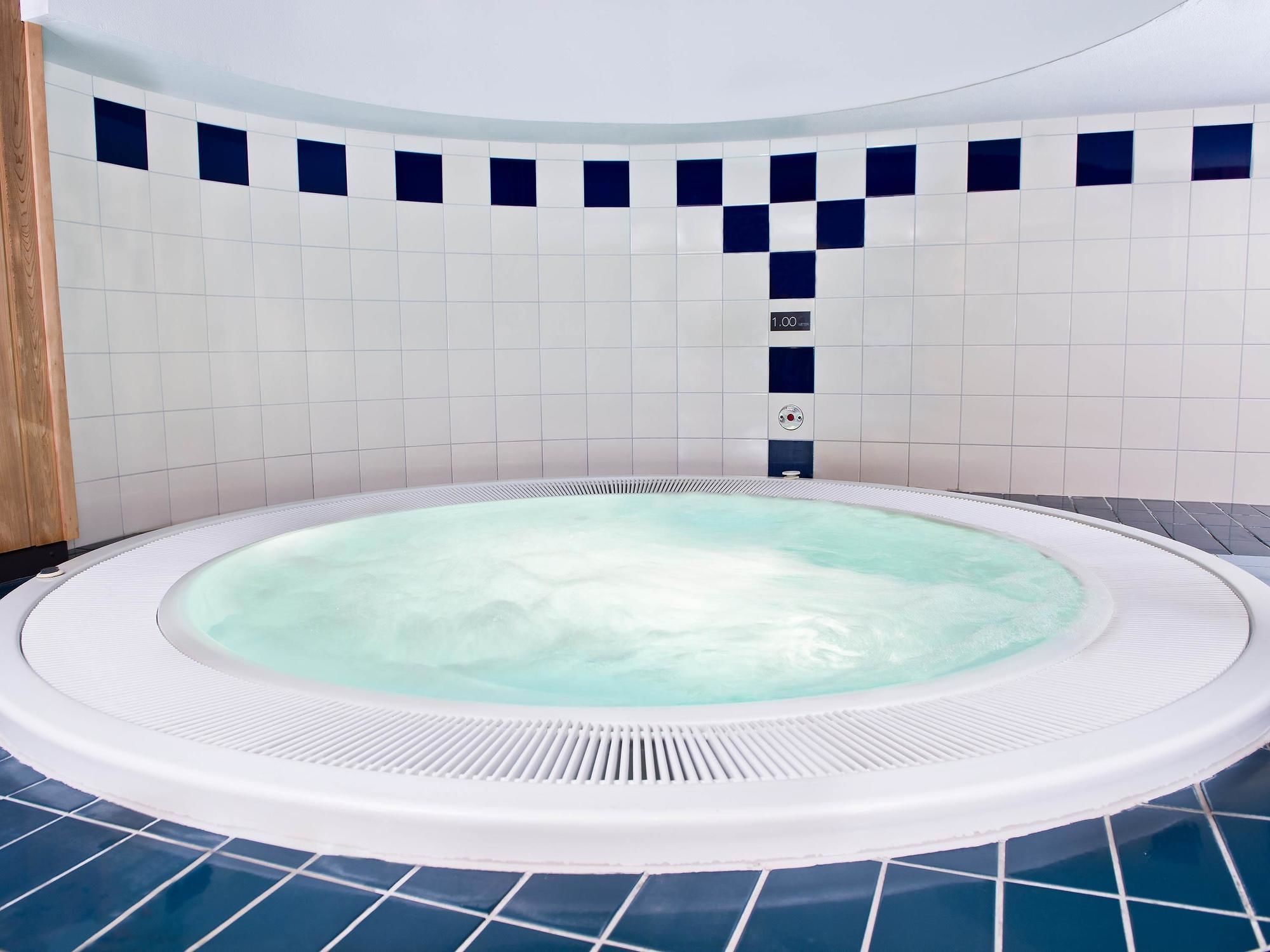 Фото Mercure Hotel Tilburg Centrum