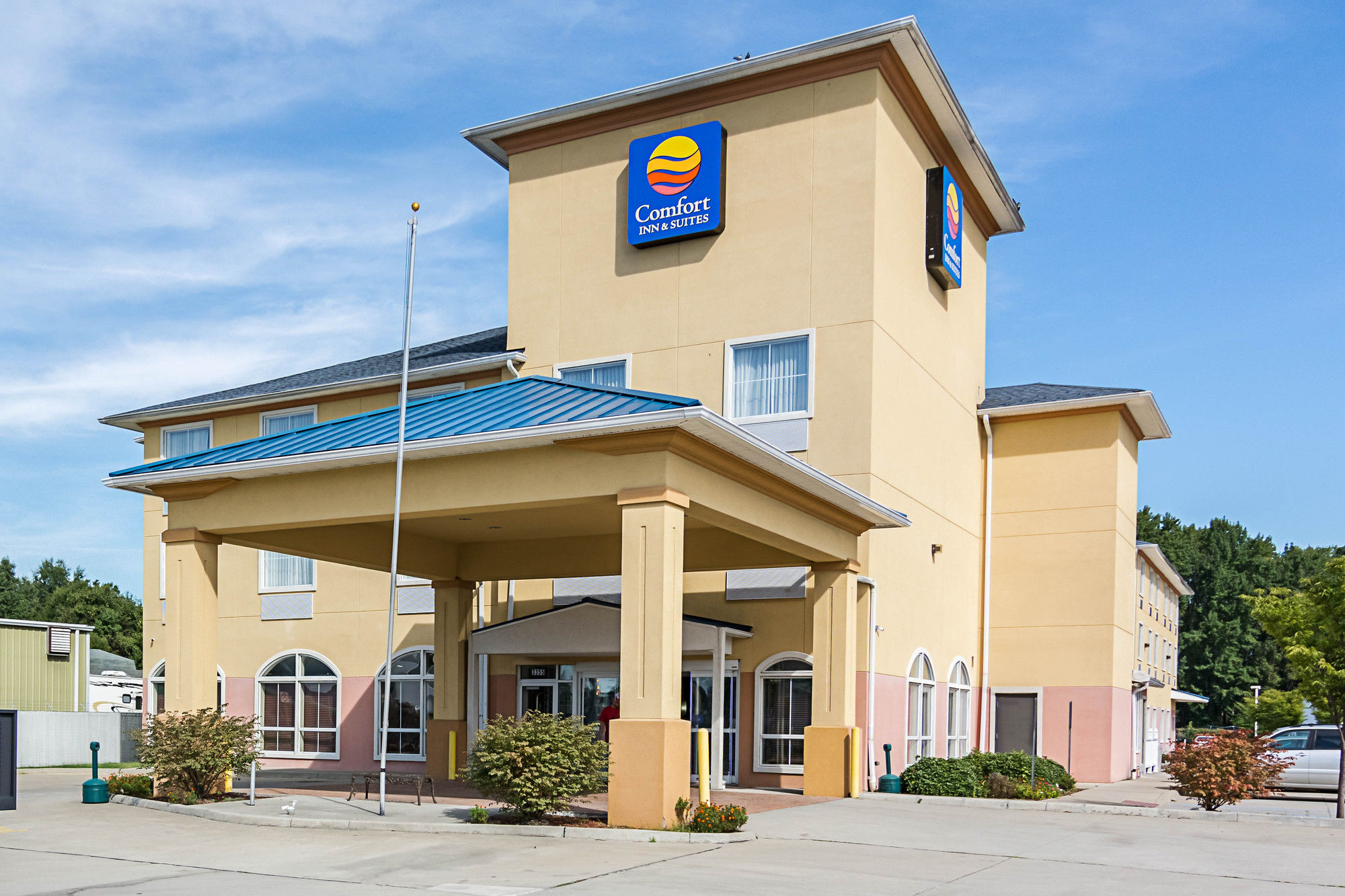 Фото Comfort Inn & Suites Chesapeake - Portsmouth
