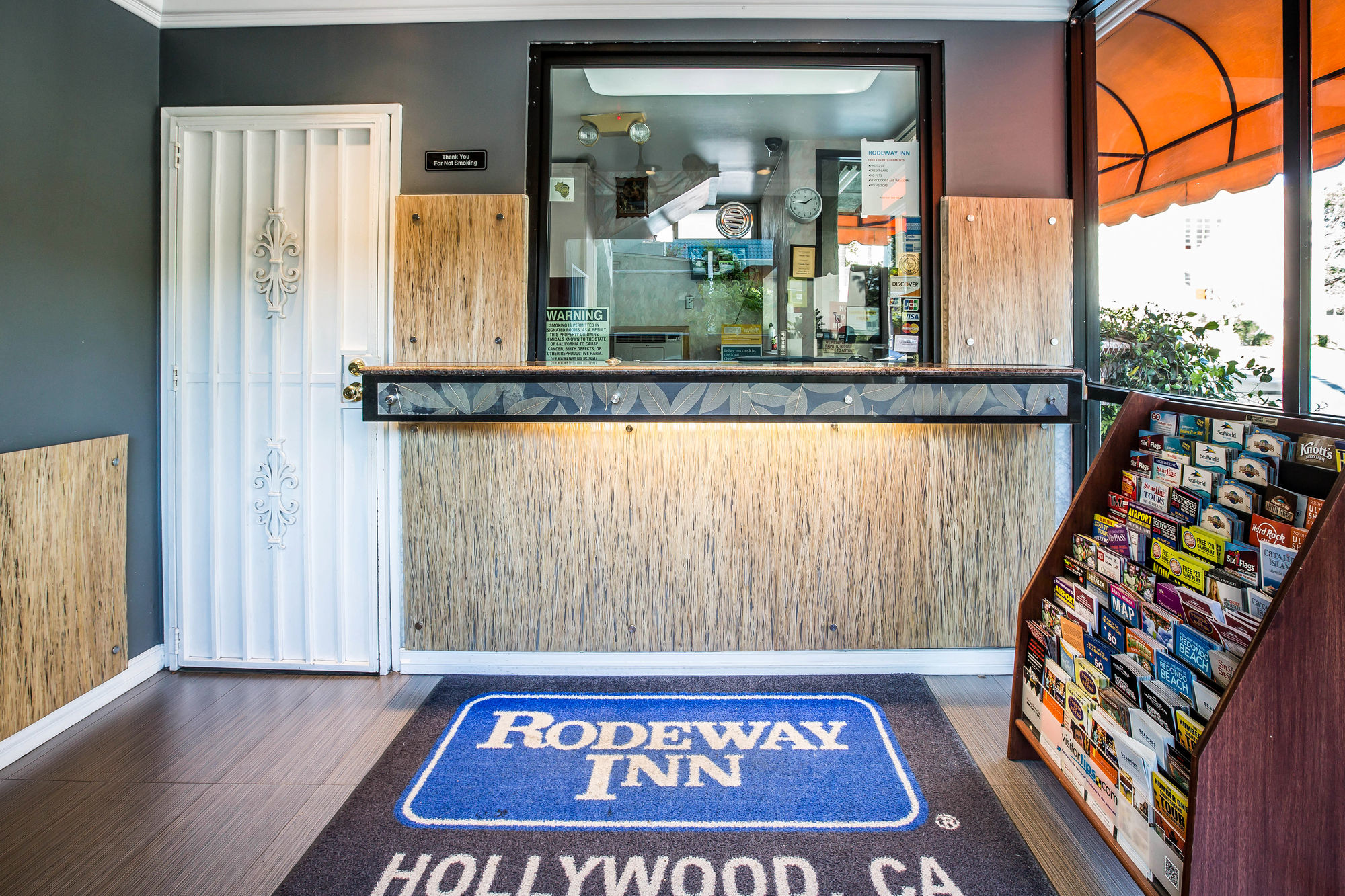 Фото Hotel H Wood