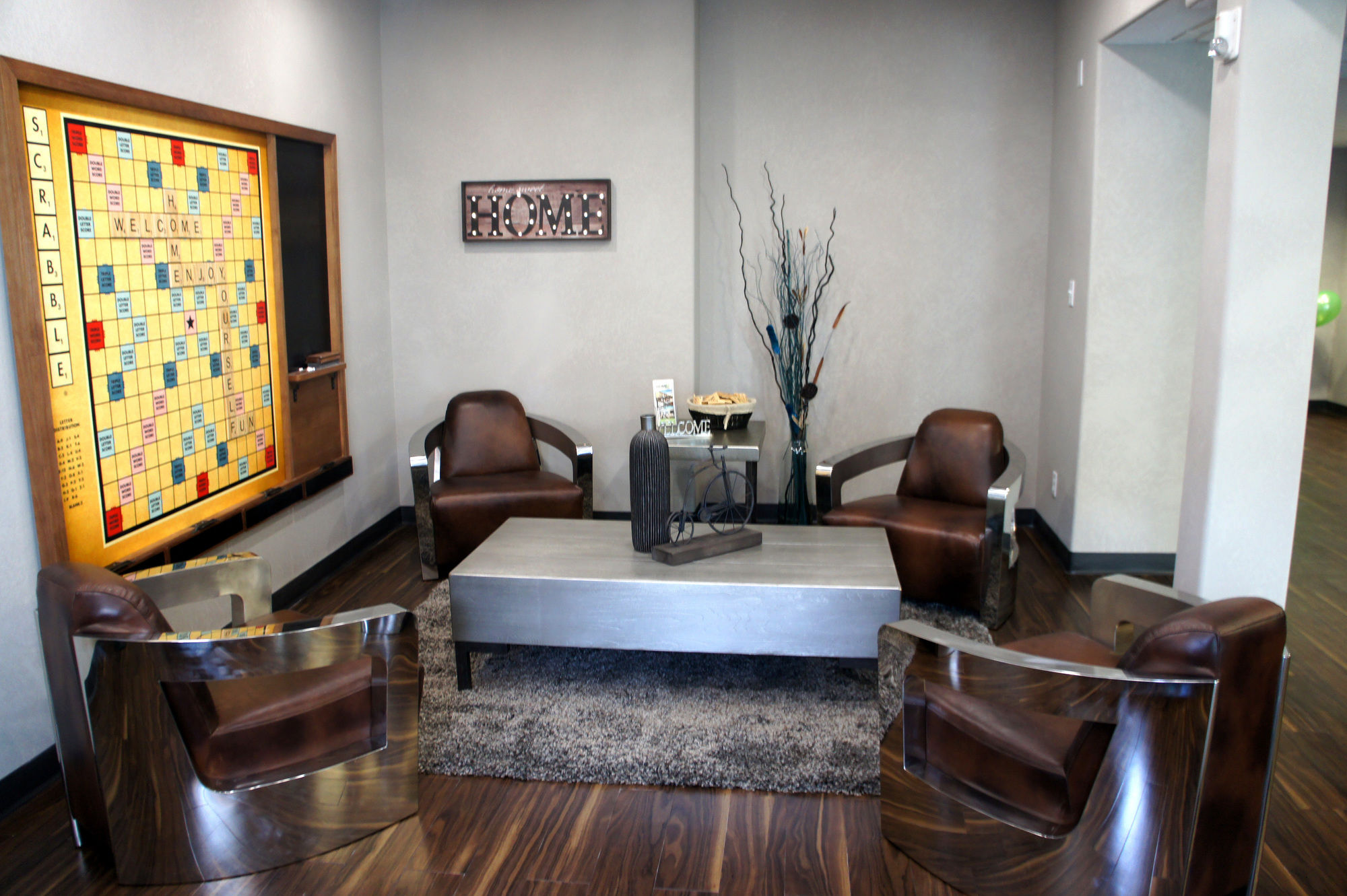 Фото Home Inn Express Medicine Hat