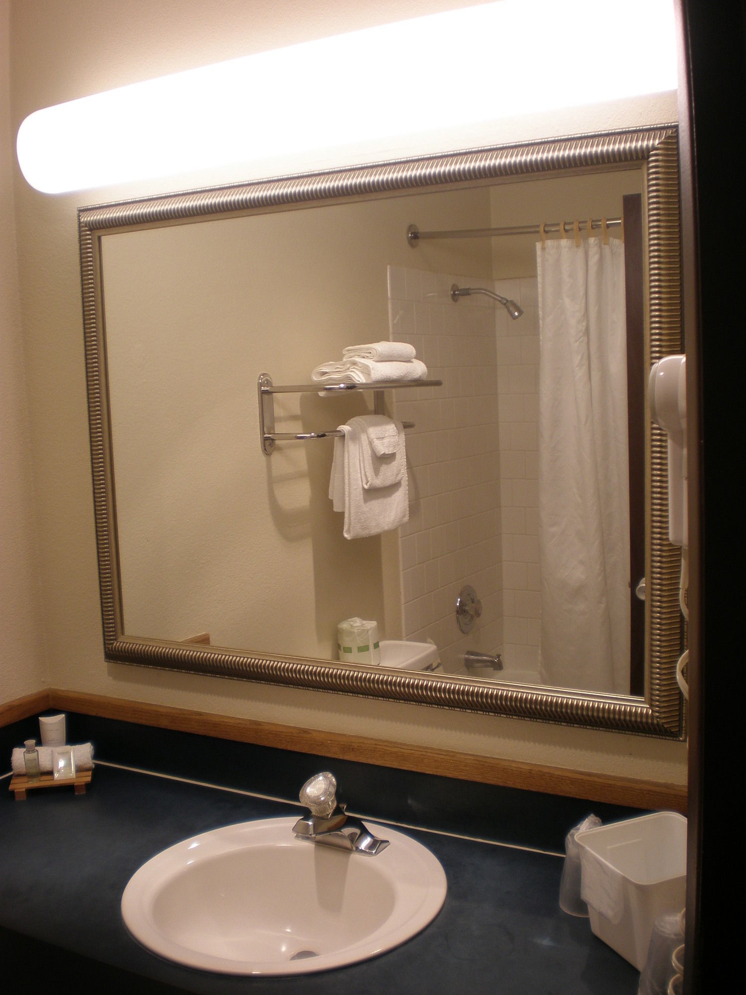 Фото La Grande Inn