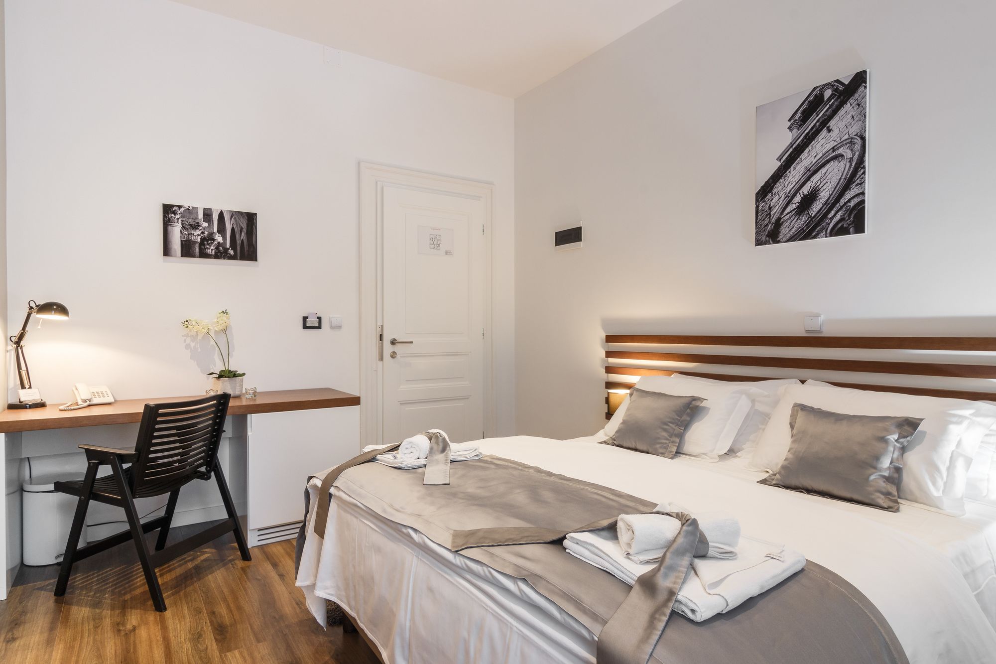 Фото Prima Luxury Rooms