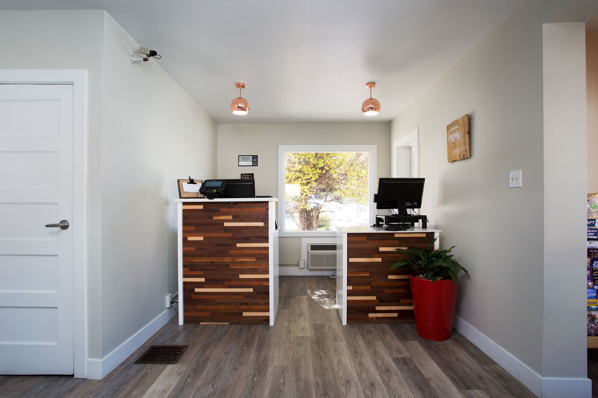 Фото Econo Lodge Inn & Suites Durango