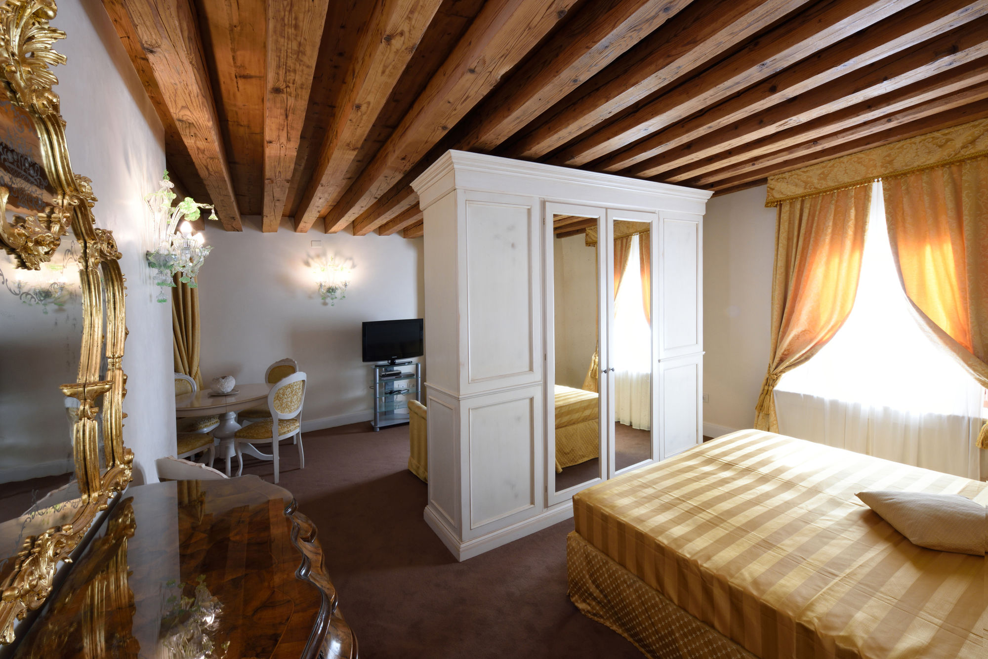 Фото Hotel Ai Reali di Venezia
