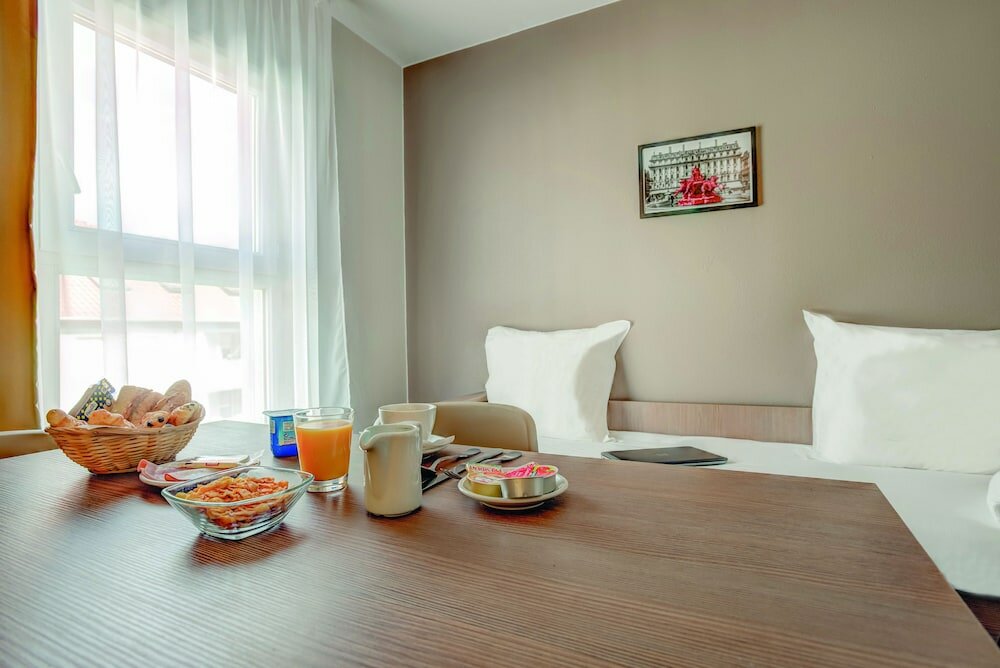 Фото Appart'city Classic Lyon Part Dieu Villette