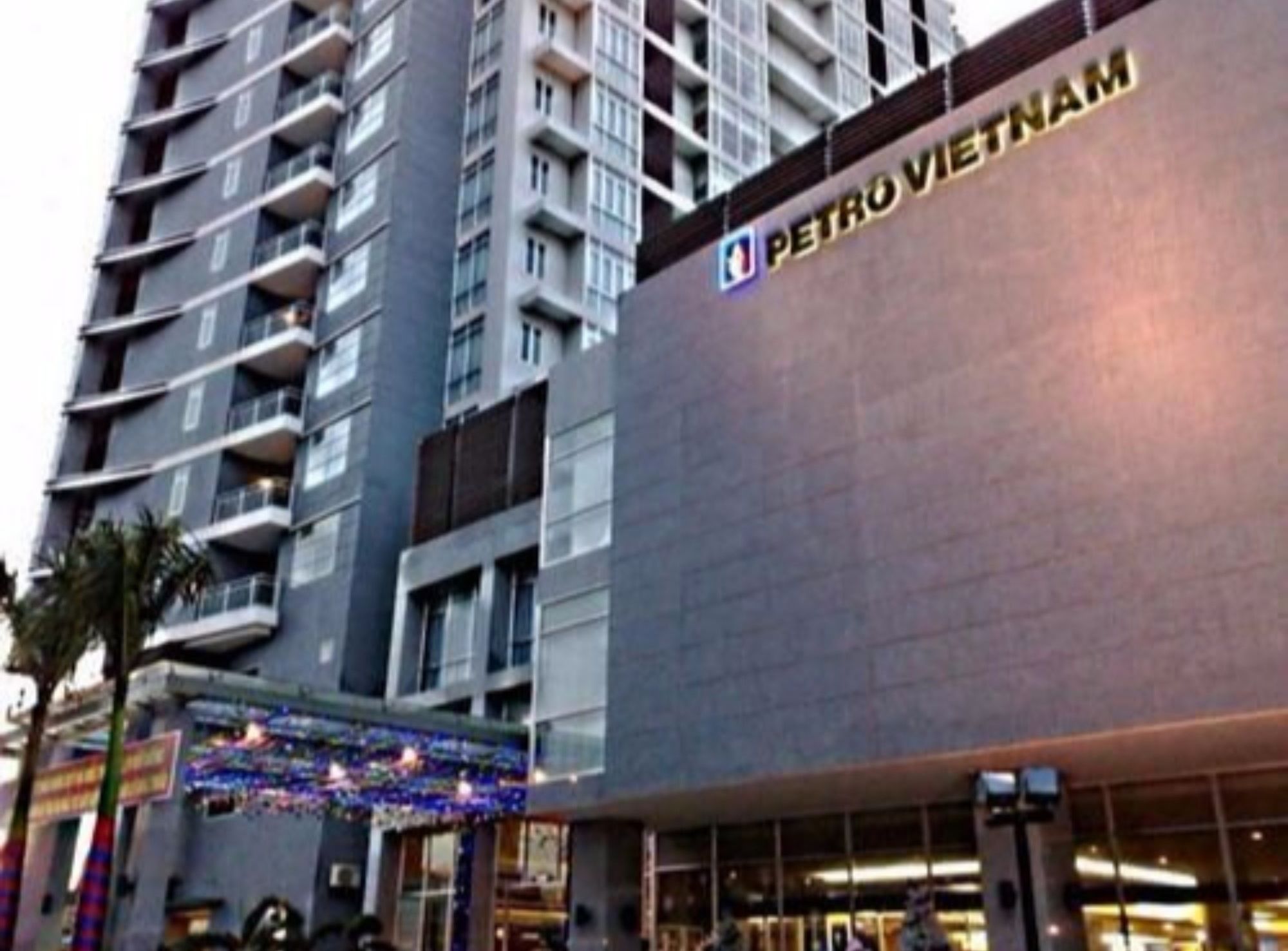 Фото Petro Hotel