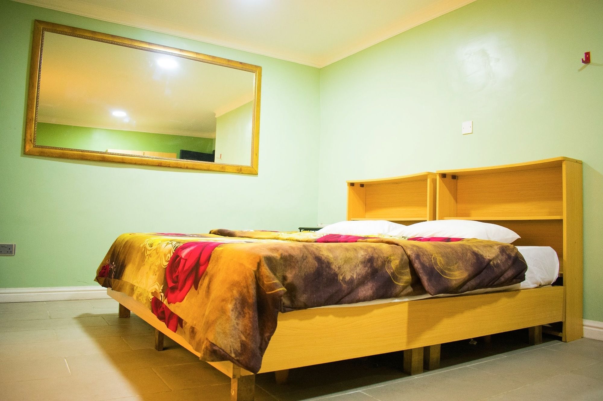 Фото Sugarland Apartments VI