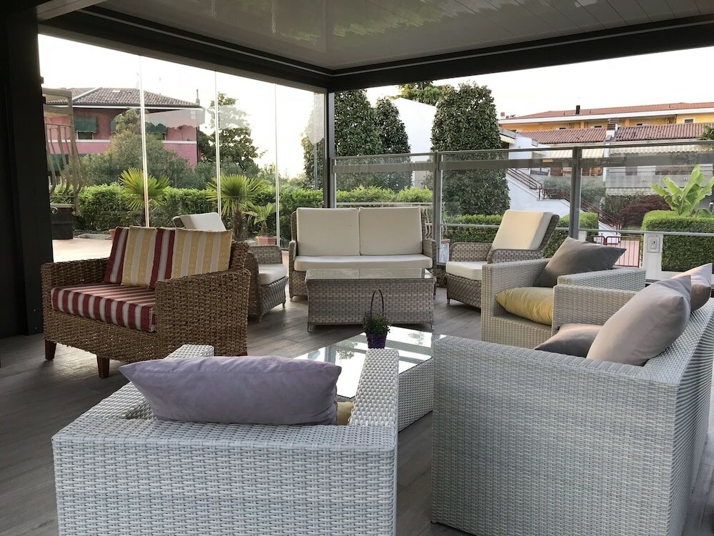 Фото Hotel Villa Rosa