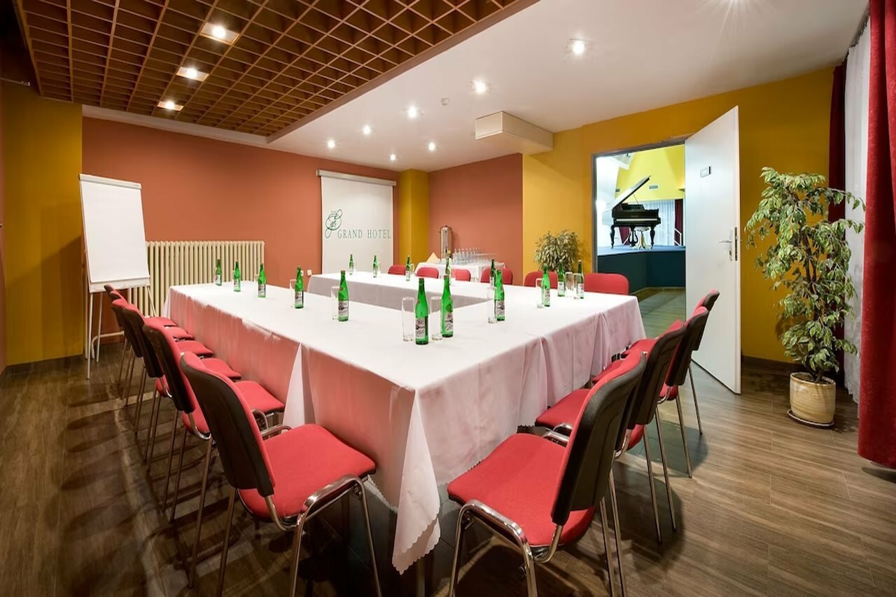 Фото Grand Hotel