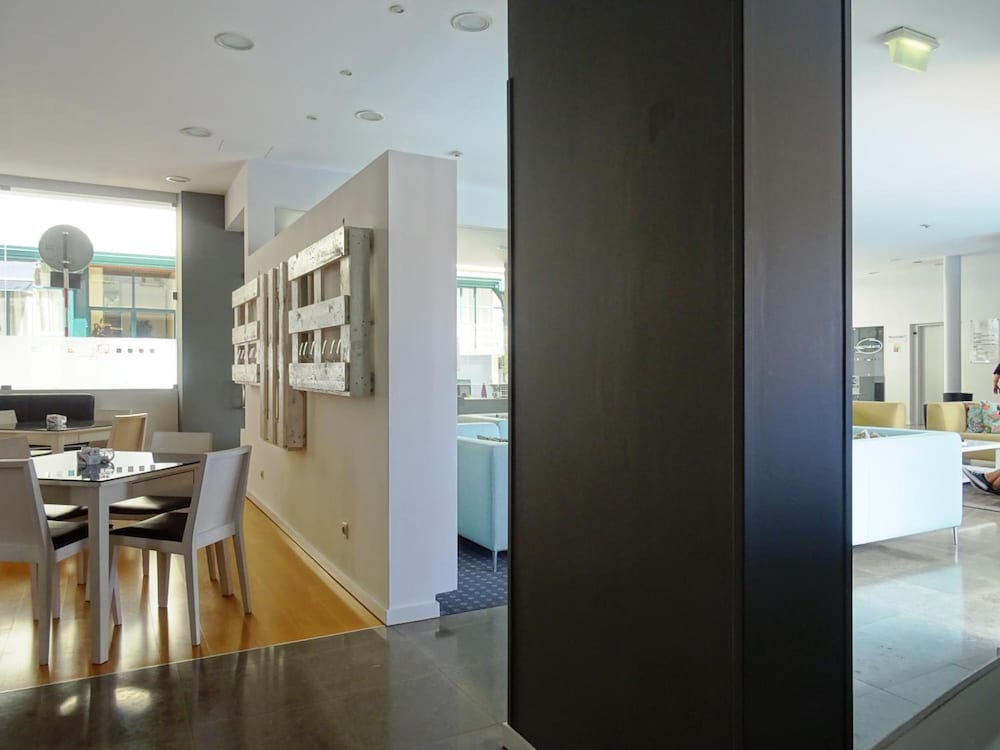 Фото Madeira Bright Star Hotel