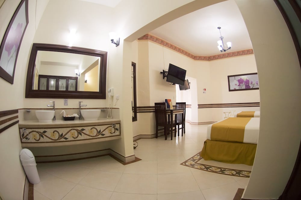 Фото Hotel Villa Las Margaritas Sucursal Centro