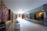 Фото Dynasty Tourist Inn