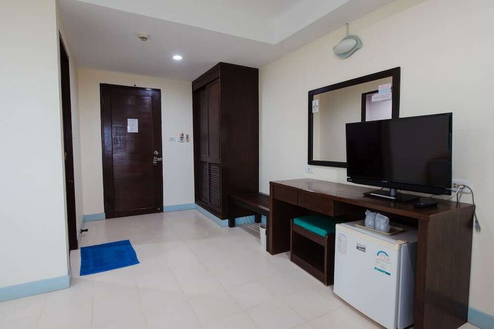 Фото Nice Beach Hotel