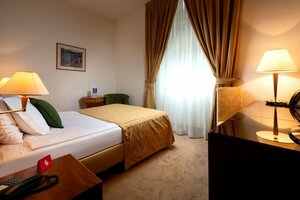 Гостиница Hotel Bonavia Plava Laguna