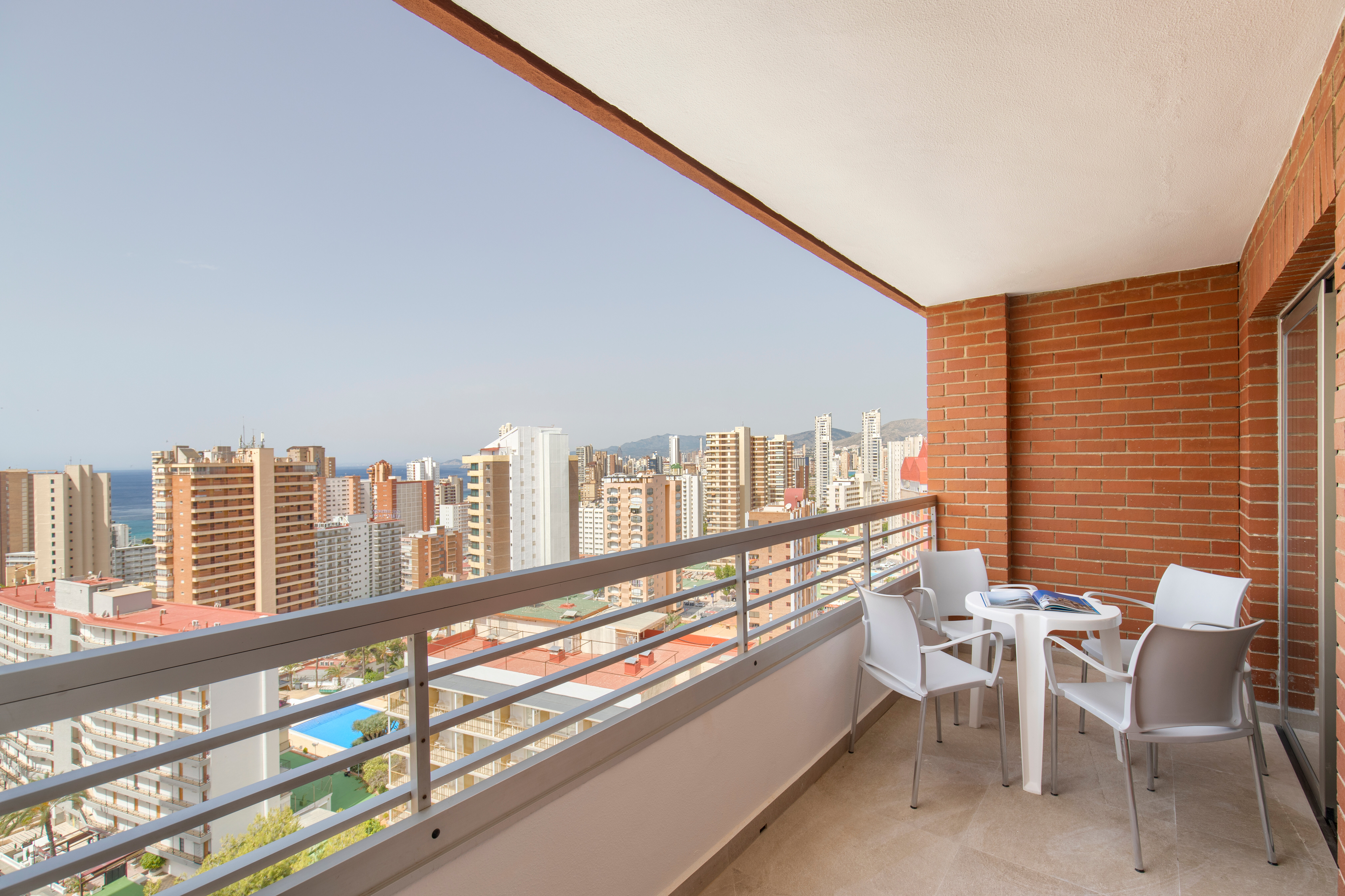 Фото Aparthotel BCL Levante Lux