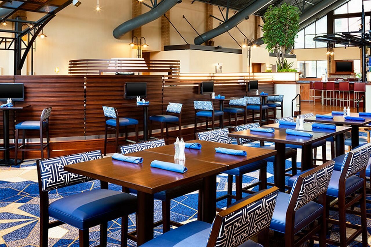 Фото Sheraton Pittsburgh Hotel at Station Square