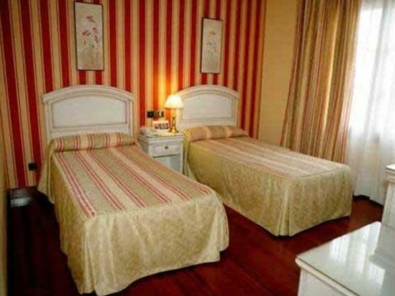Фото Hotel Conde Ansúrez