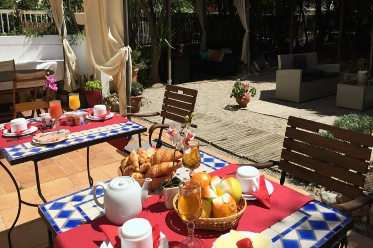 Фото Hôtel le Sud