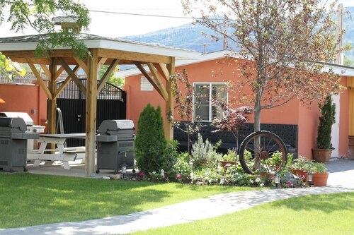 Внешний вид отеля Sahara Courtyard Inn в Осойосе, фото 4