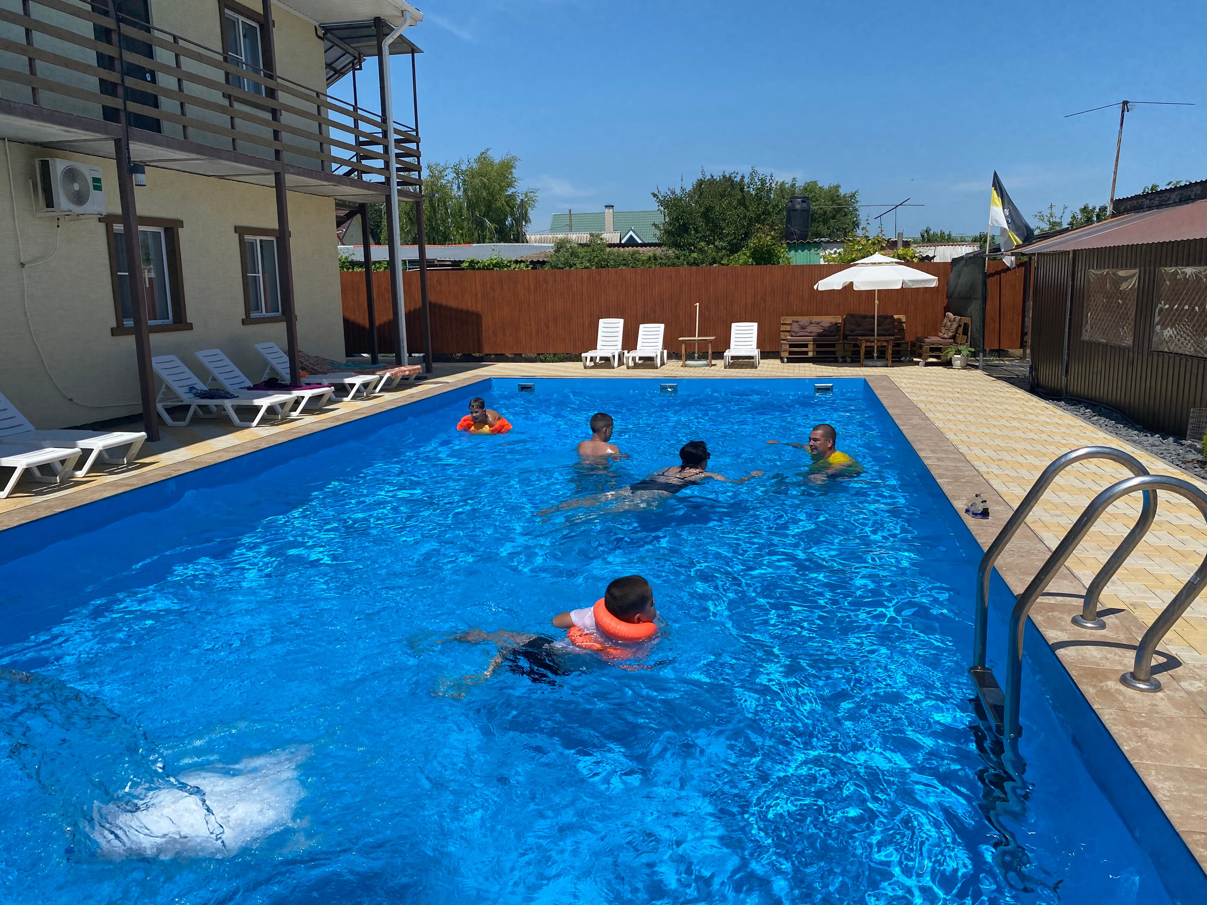 Фото отеля 3