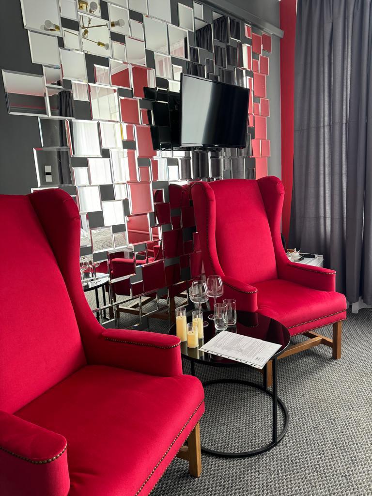 Фото Городской отель Гости