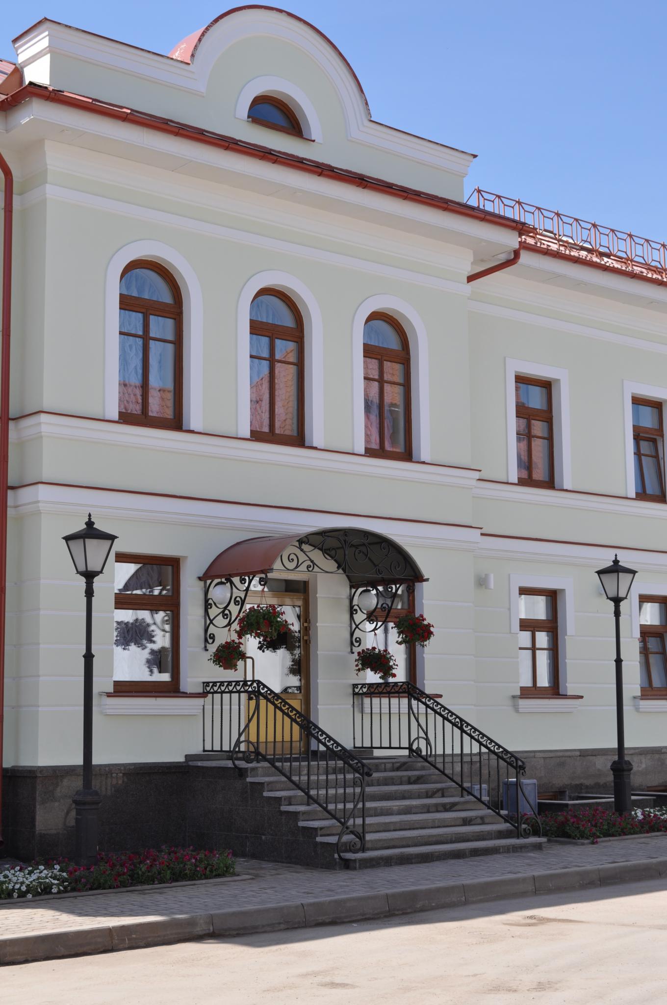 Фото Двор Подзноева, Бизнес корпус