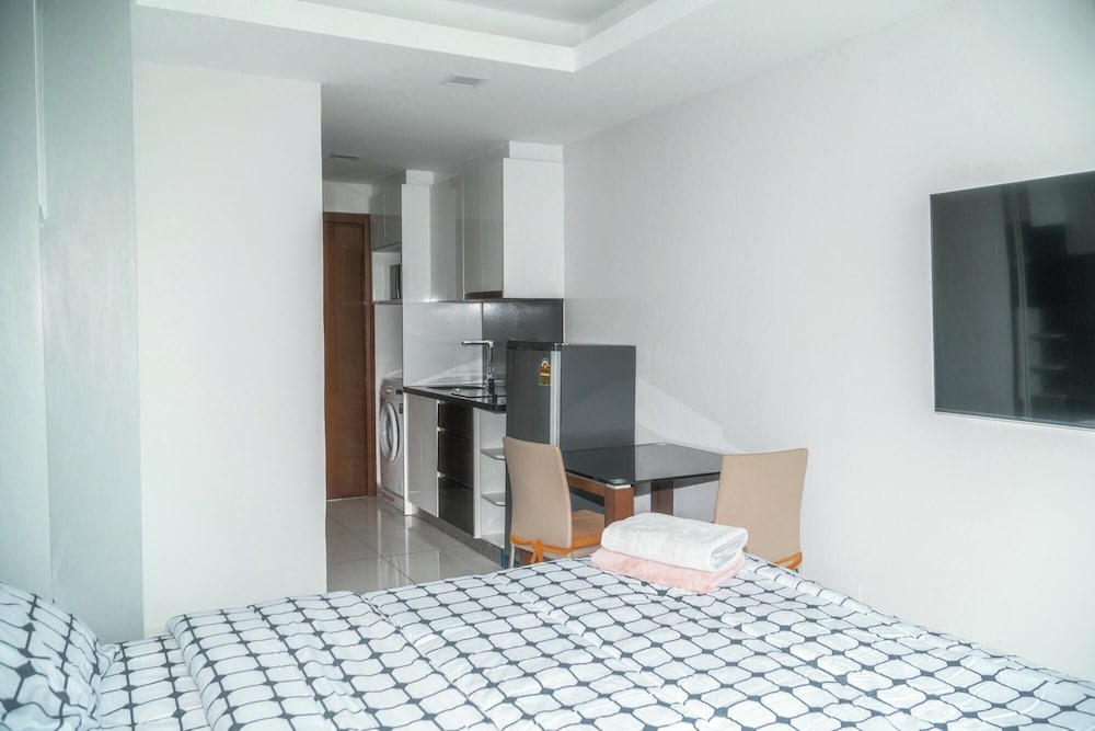 Фото C-View Residence apartments by Apartwell