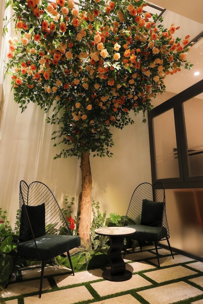 Фото Lanura Saigon Boutique Hotel