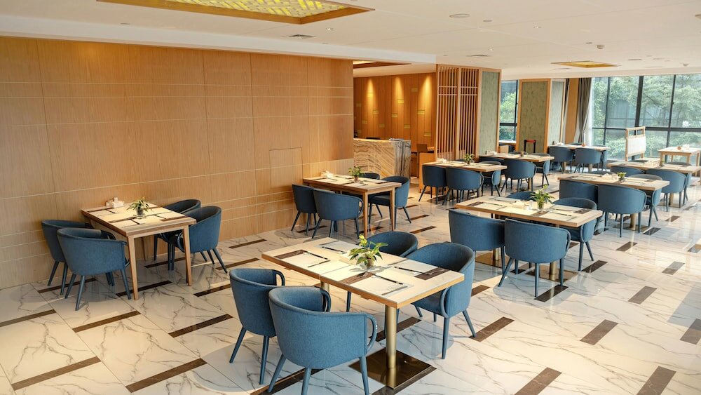 Фото Holiday Inn Dujiangyan Ancient Town, an Ihg Hotel