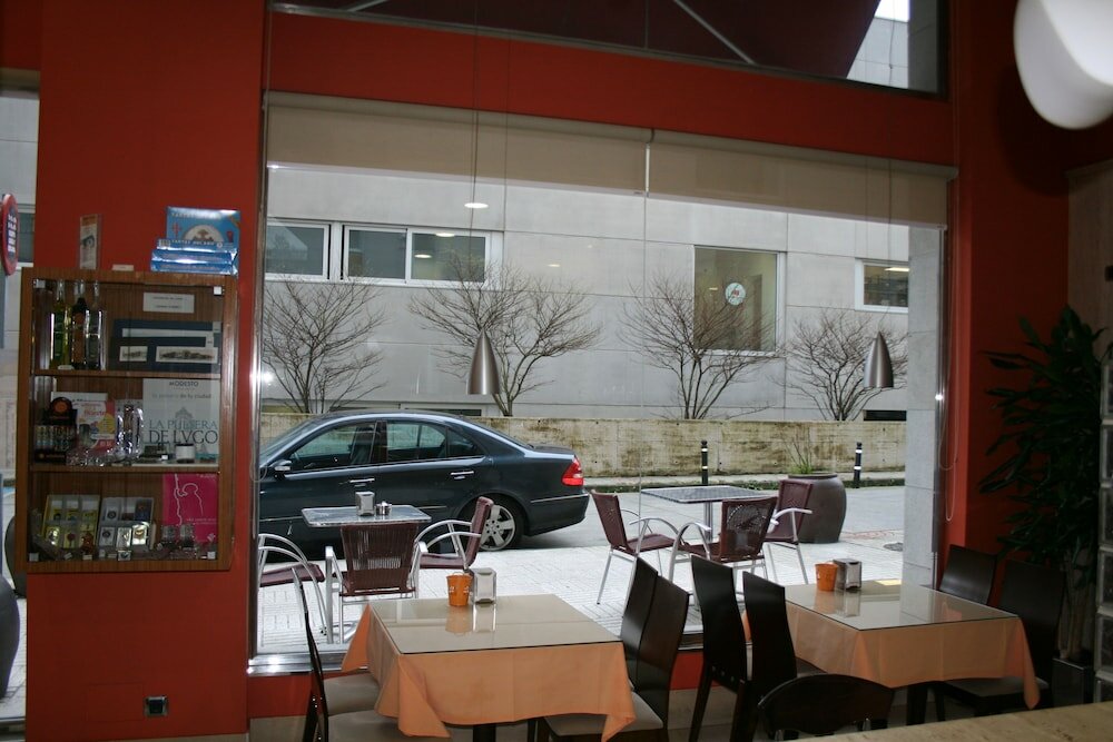 Фото Hotel Ciudad De Lugo