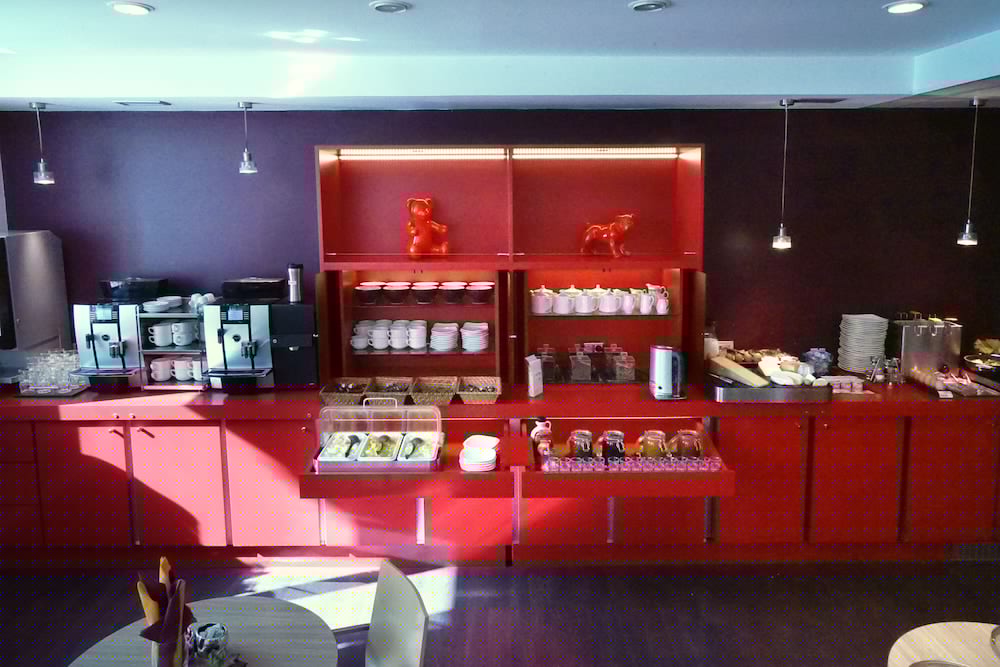 Фото Hotel Ariana 