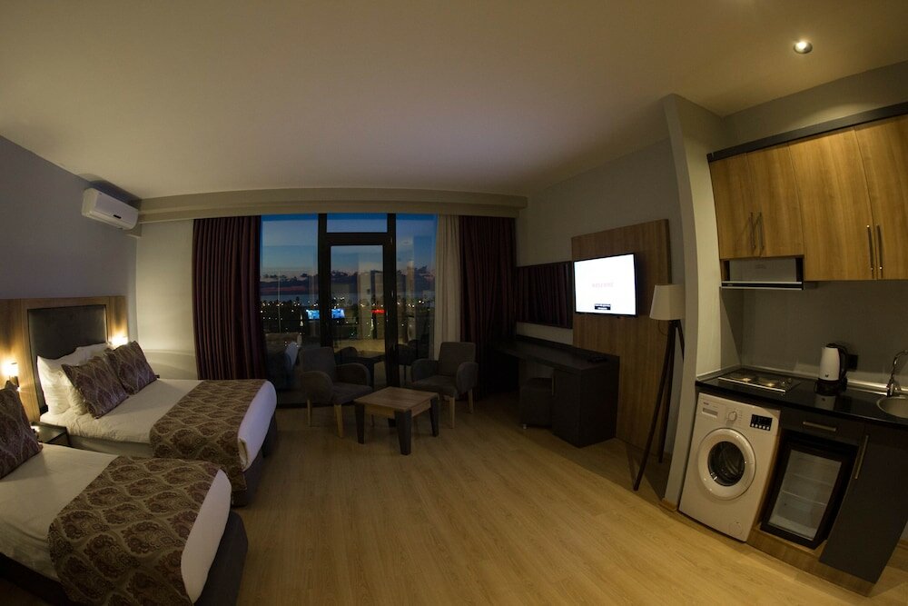 Фото Euphoria Batumi Convention & Casino Hotel