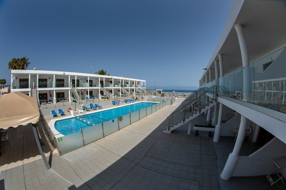 Фото Apartamentos Sol y Paz