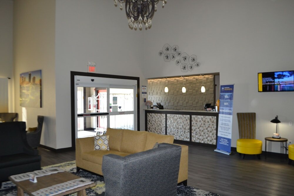 Фото Best Western Sherwood Inn & Suites